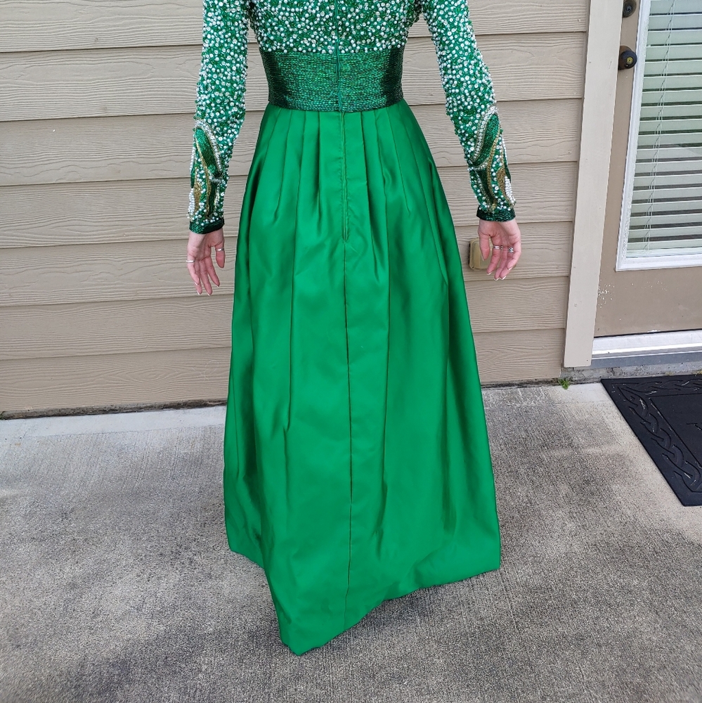 Stephen Yearick Emerald Green Gown Size 2 - Picture 11 of 16